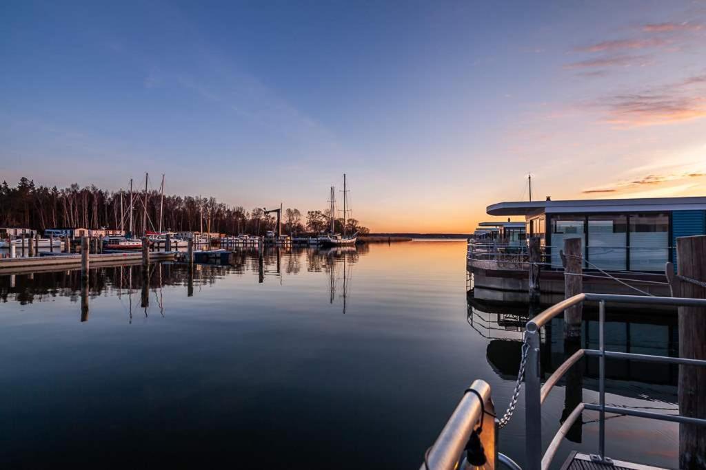 Floatinghouses Peenemuende 外观 照片